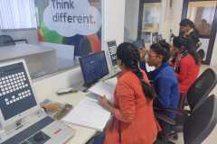 students-at-the-simulator