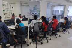 students-in-the-simulation-lab
